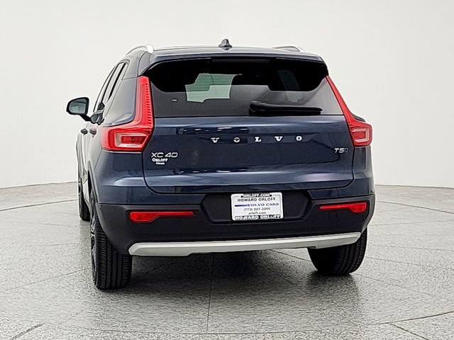 Certified 2022 Volvo XC40 T5 Inscription w/ Advanced Package AWD/4WD image 6