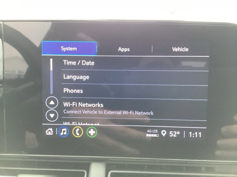 New 2026 Chevrolet Trax RS w/ Sunroof Package image 38