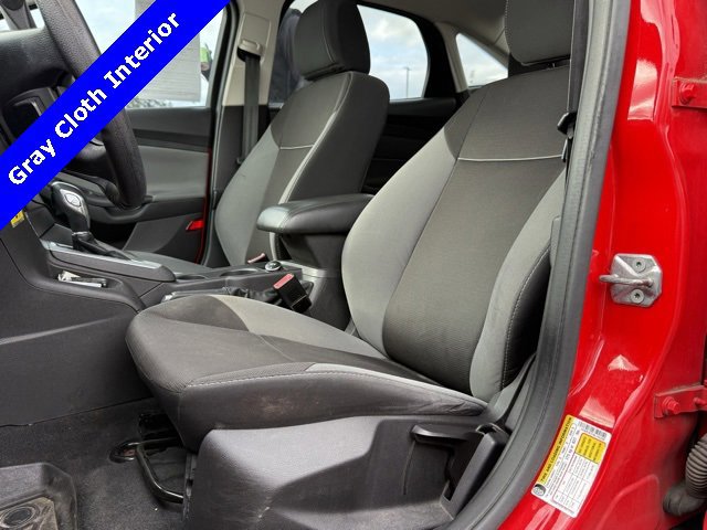 Used 2013 Ford Focus SE w/ Super Fuel Economy (SFE) Pkg image 2