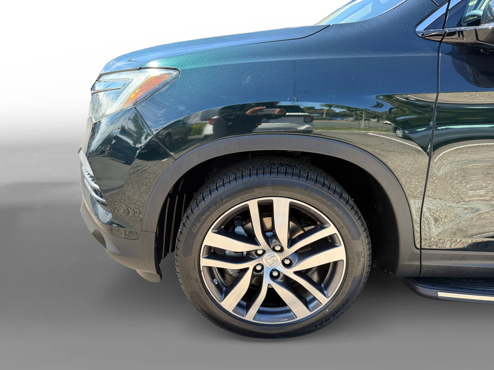 Used 2016 Honda Pilot Touring image 9