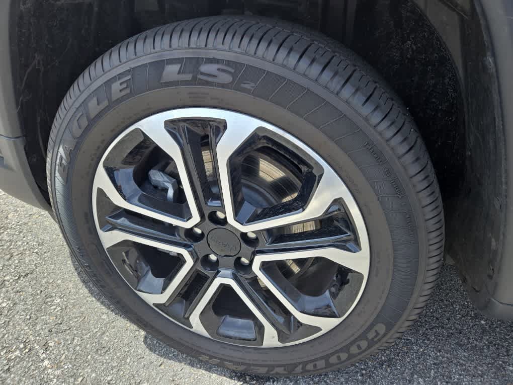Used 2024 Jeep Compass Limited AWD/4WD image 14