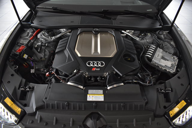 Used 2025 Audi RS 6 performance AWD/4WD image 33
