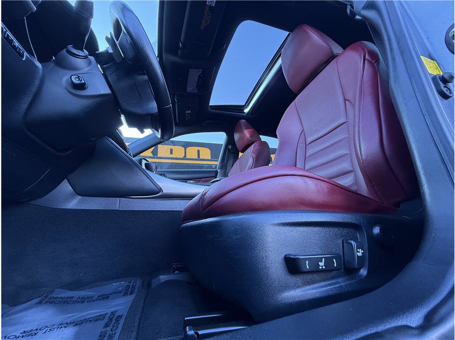 Used 2018 Lexus IS 300 F Sport image 20