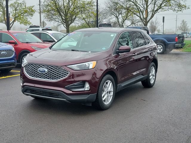 Used 2024 Ford Edge SEL w/ Convenience Package image 2