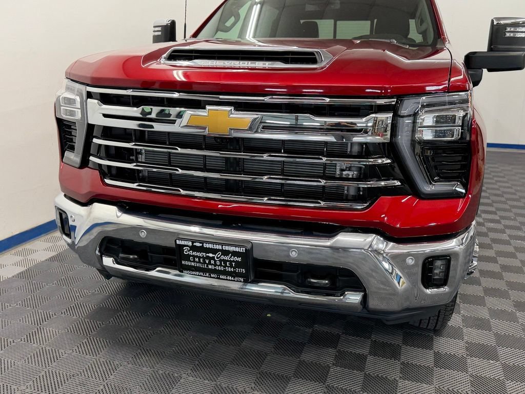 New 2026 Chevrolet Silverado 3500 LTZ w/ LTZ Plus Package AWD/4WD image 2