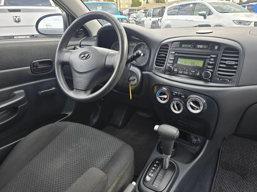Used 2008 Hyundai Accent GS FWD image 11