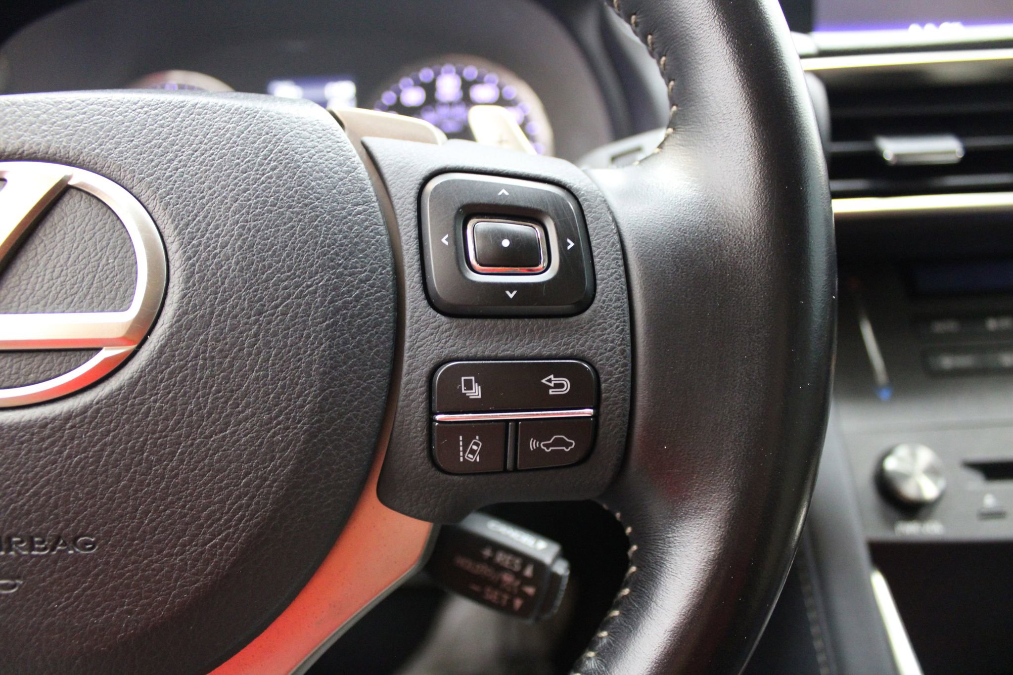 Used 2020 Lexus IS 300 w/ Accessory Package 2 image 38