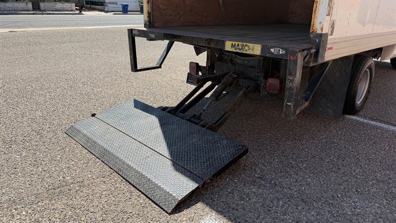 Used 2009 Ford F350 XLT RWD image 14