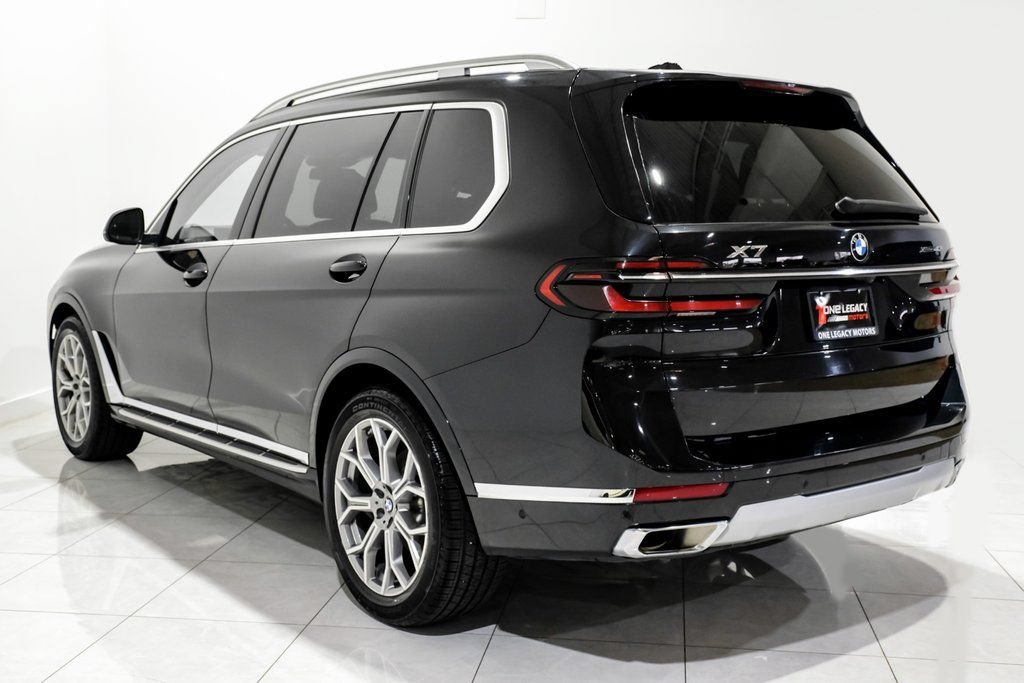 Used 2024 BMW X7 xDrive40i AWD/4WD image 9