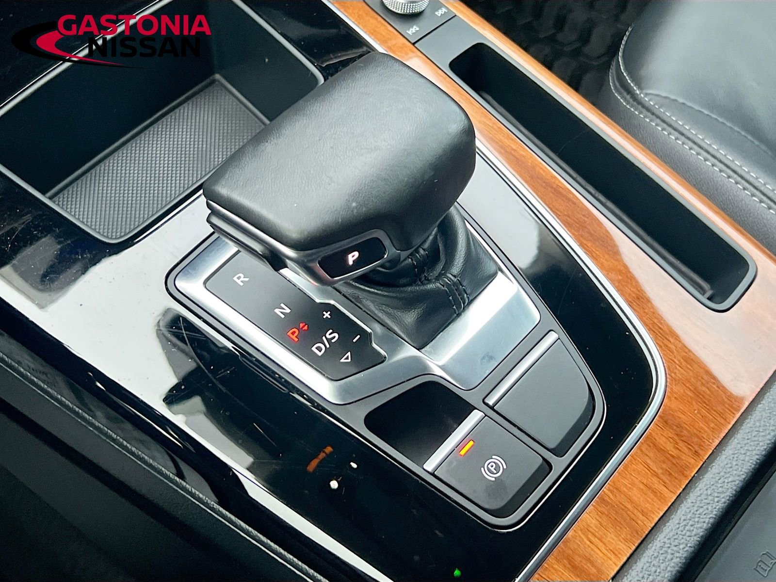 Used 2023 Audi Q5 2.0T Premium w/ Convenience Package image 22