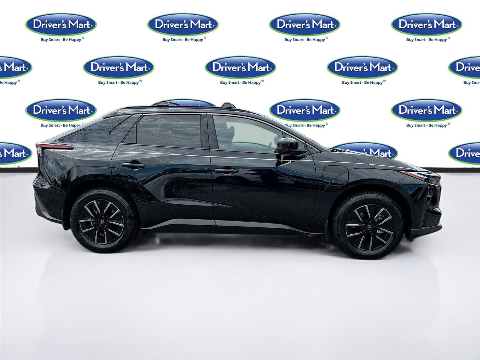 Used 2026 Toyota bZ FWD image 8