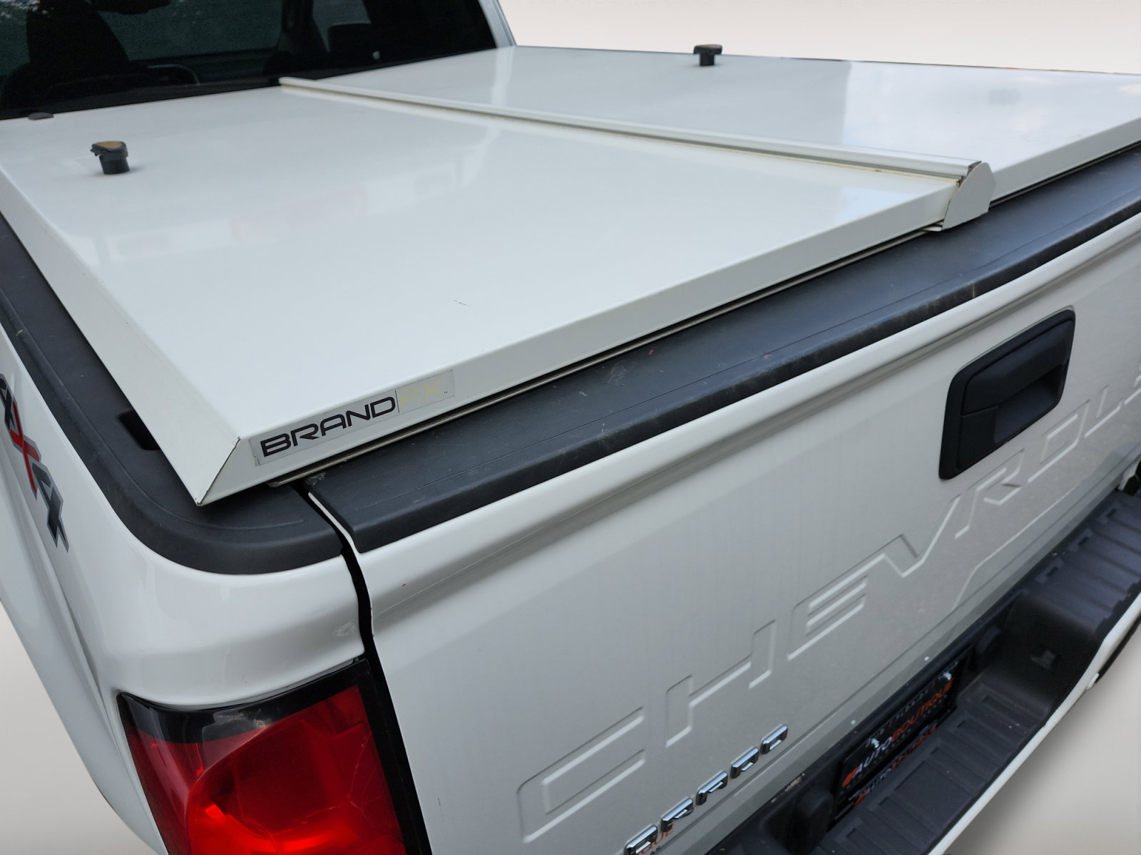 Used 2022 Chevrolet Colorado LT w/ Fleet Safety Package AWD/4WD image 15