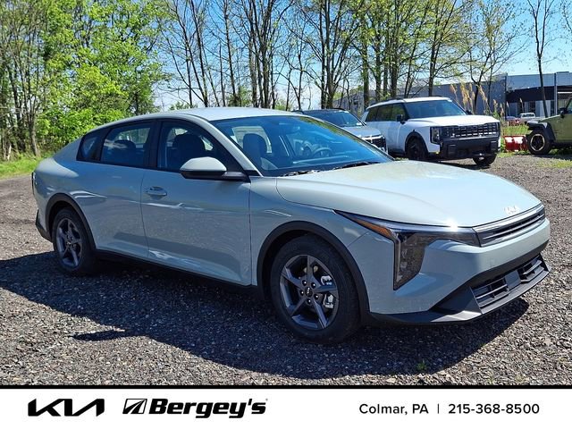 New 2026 Kia K4 FWD image 2