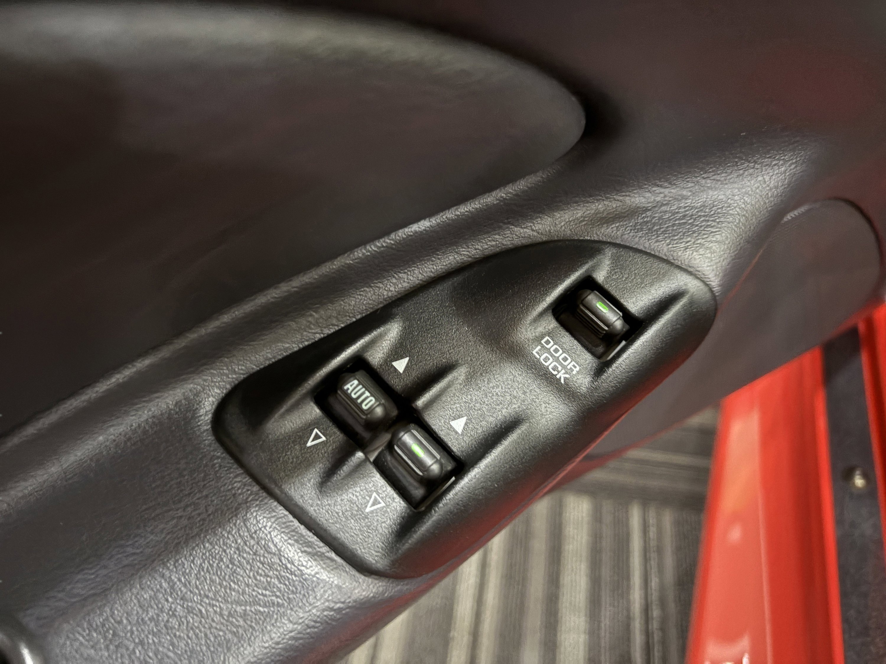 Used 1999 Plymouth Prowler image 20