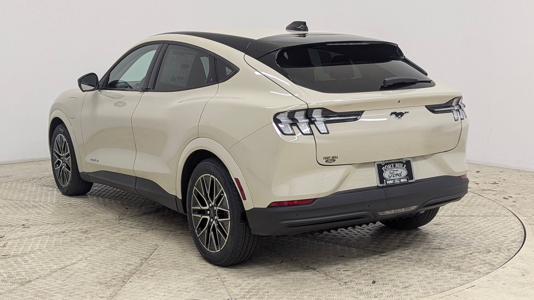 New 2025 Ford Mustang Mach-E Premium image 3