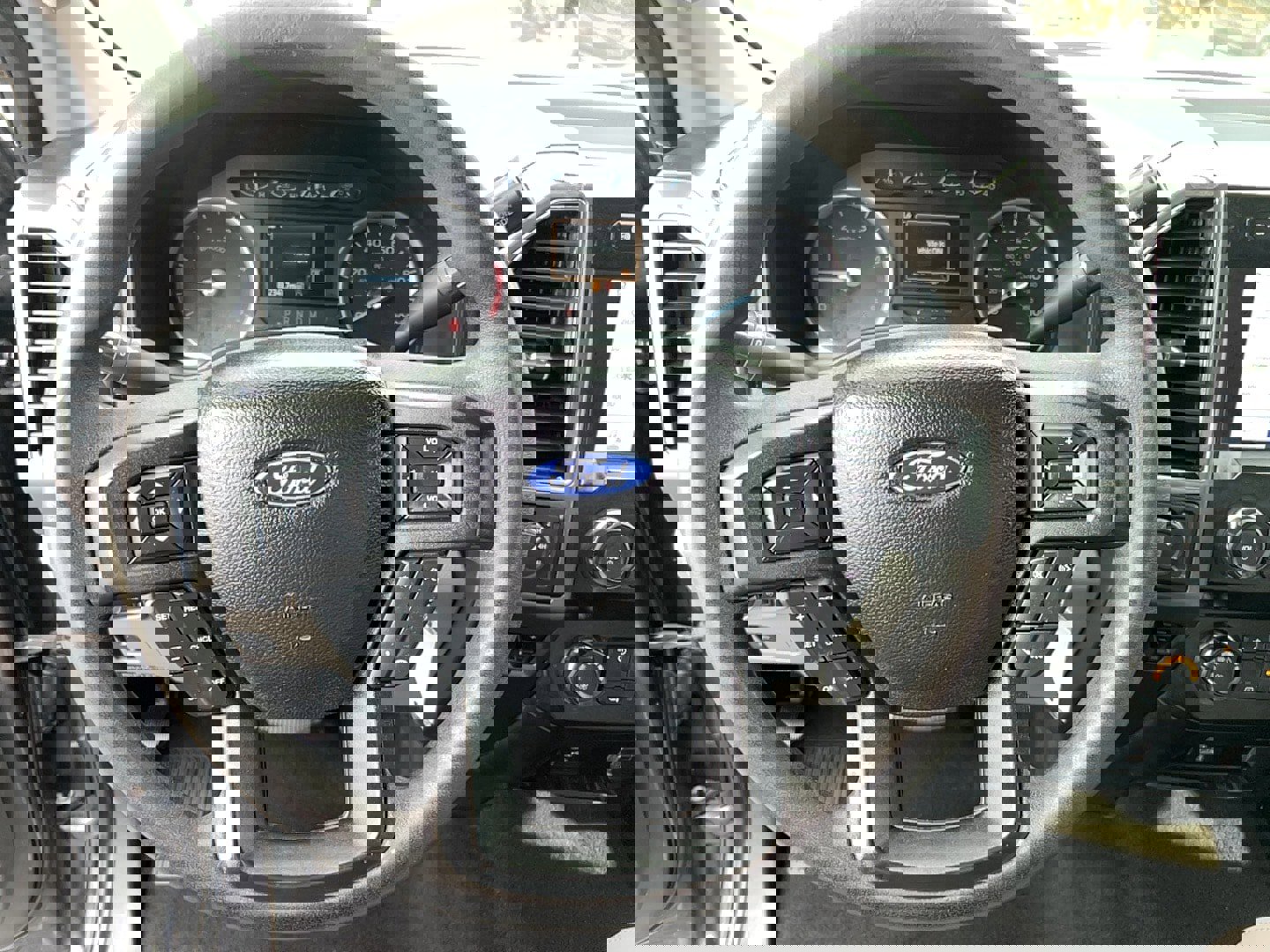 Used 2020 Ford F250 XLT w/ XLT Value Package image 17