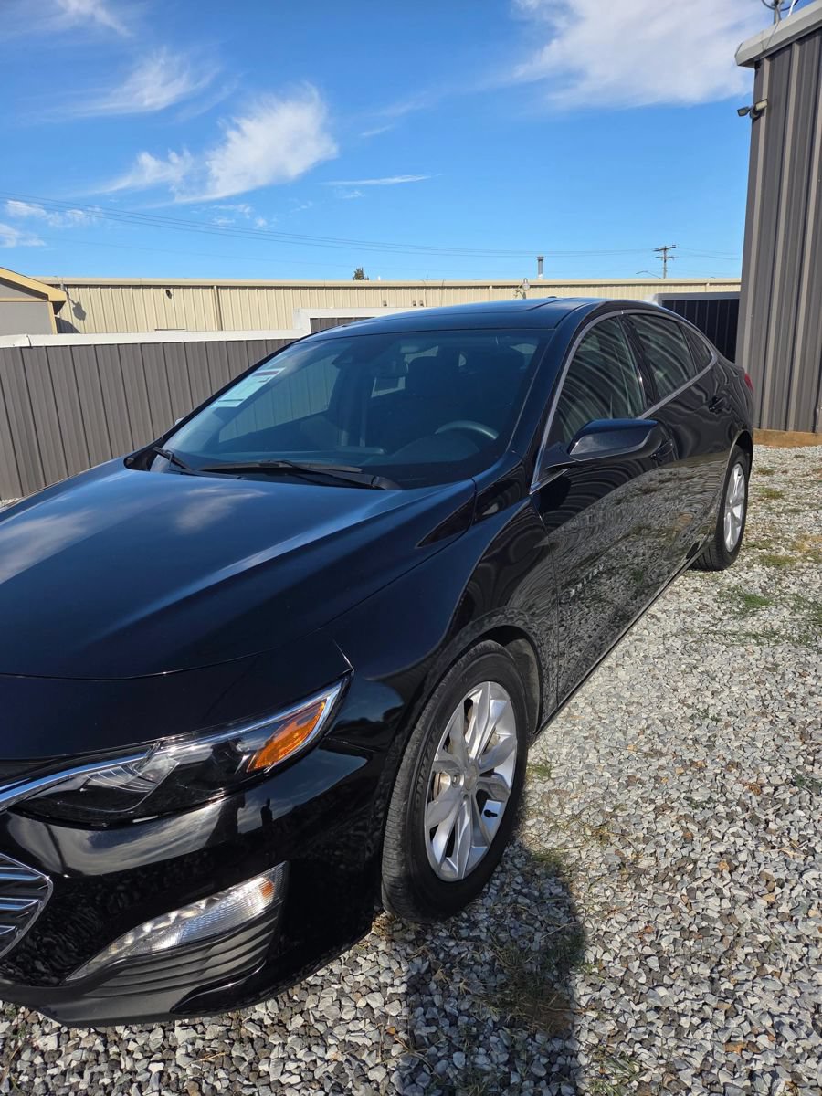 Used 2024 Chevrolet Malibu LT FWD image 3