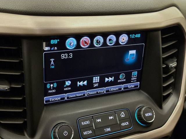 Used 2019 GMC Acadia Denali w/ Technology Package FWD image 15