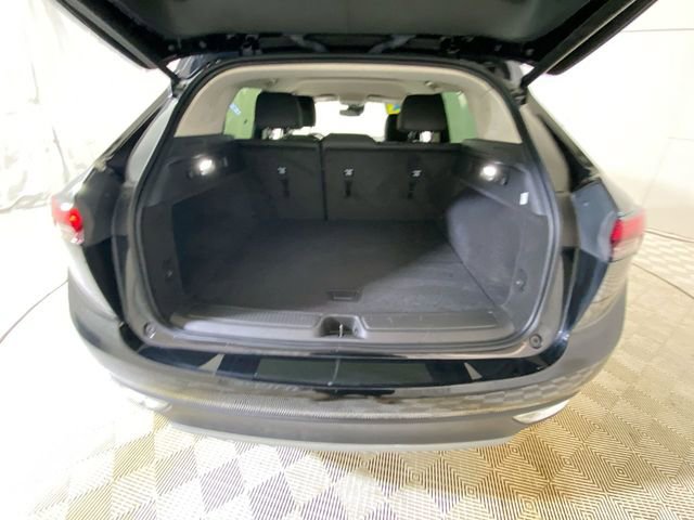 Used 2023 Buick Envision Essence image 11