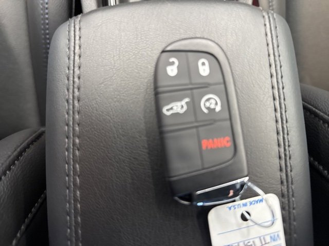 New 2026 Jeep Compass Limited image 24