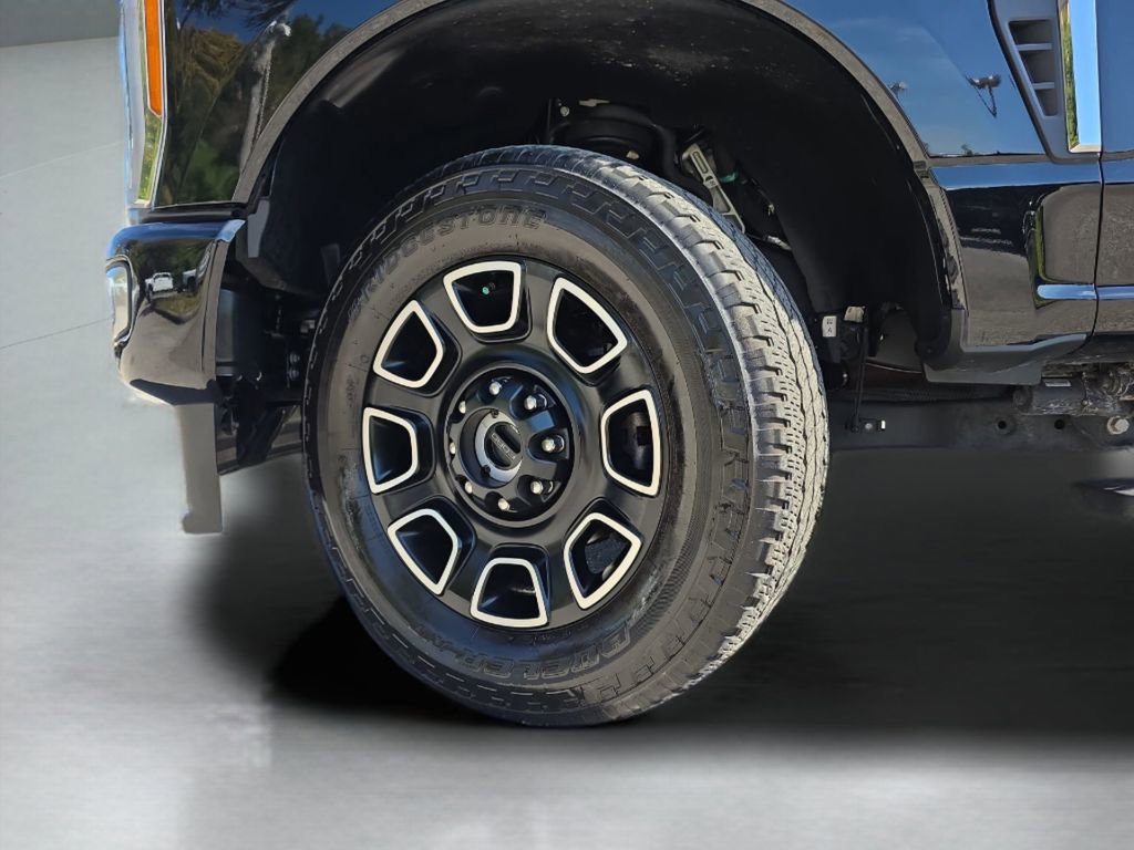 Used 2023 Ford F350 Platinum image 62