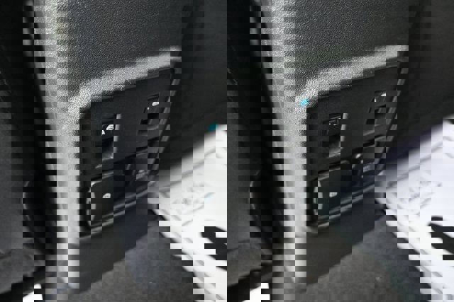 Used 2023 Ford Bronco Wildtrak image 27