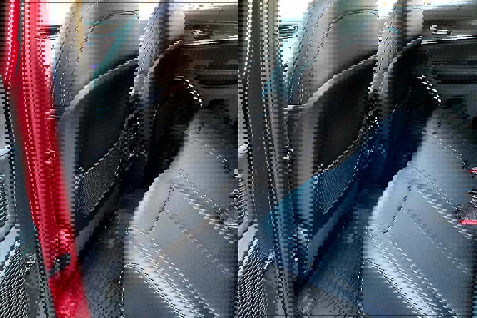 New 2025 Jeep Grand Cherokee Limited w/ Luxury Tech Group II image 13