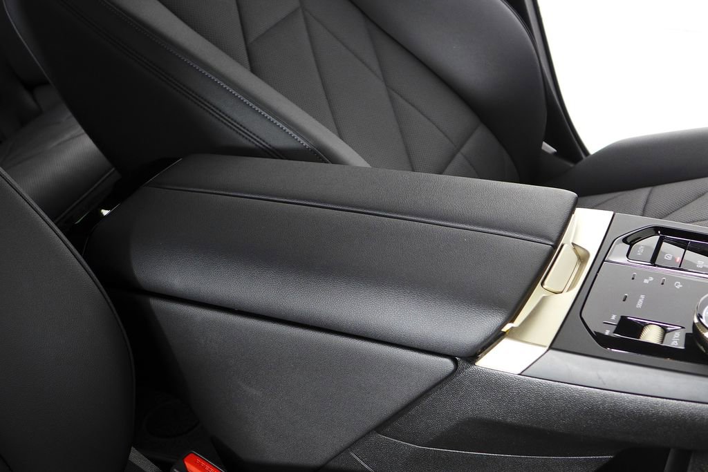 Certified 2023 BMW iX xDrive50 w/ Sport Package image 17