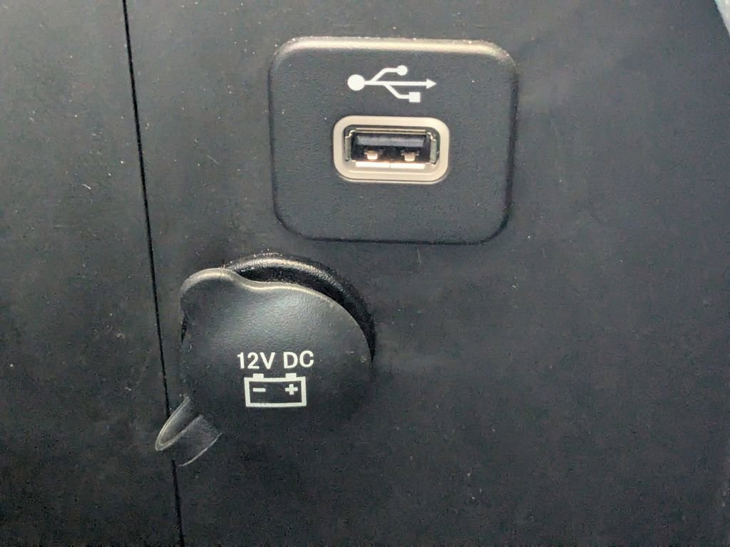 Used 2017 Jeep Wrangler Unlimited Sahara image 26