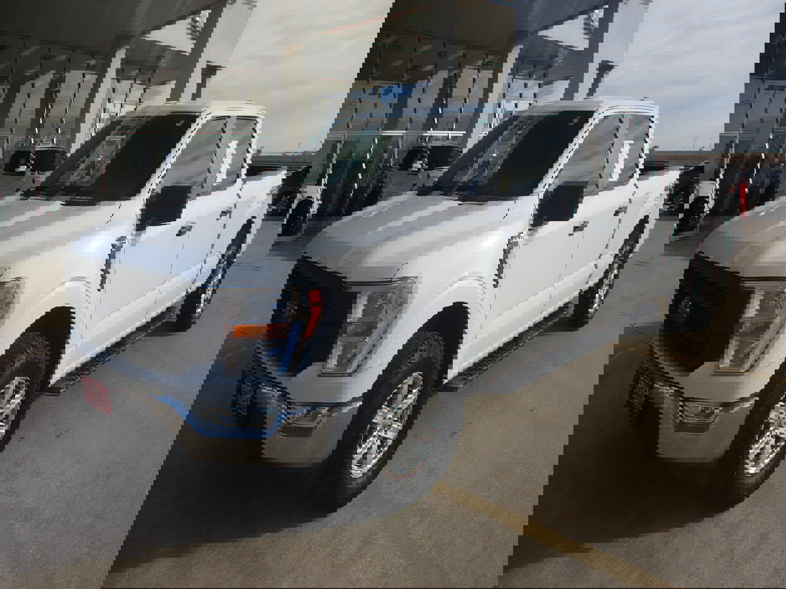 Used 2022 Ford F150 XL w/ FX4 Off-Road Package image 2