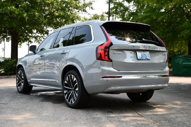 New 2026 Volvo XC90 B6 Plus w/ Protection Package Premier AWD/4WD image 5