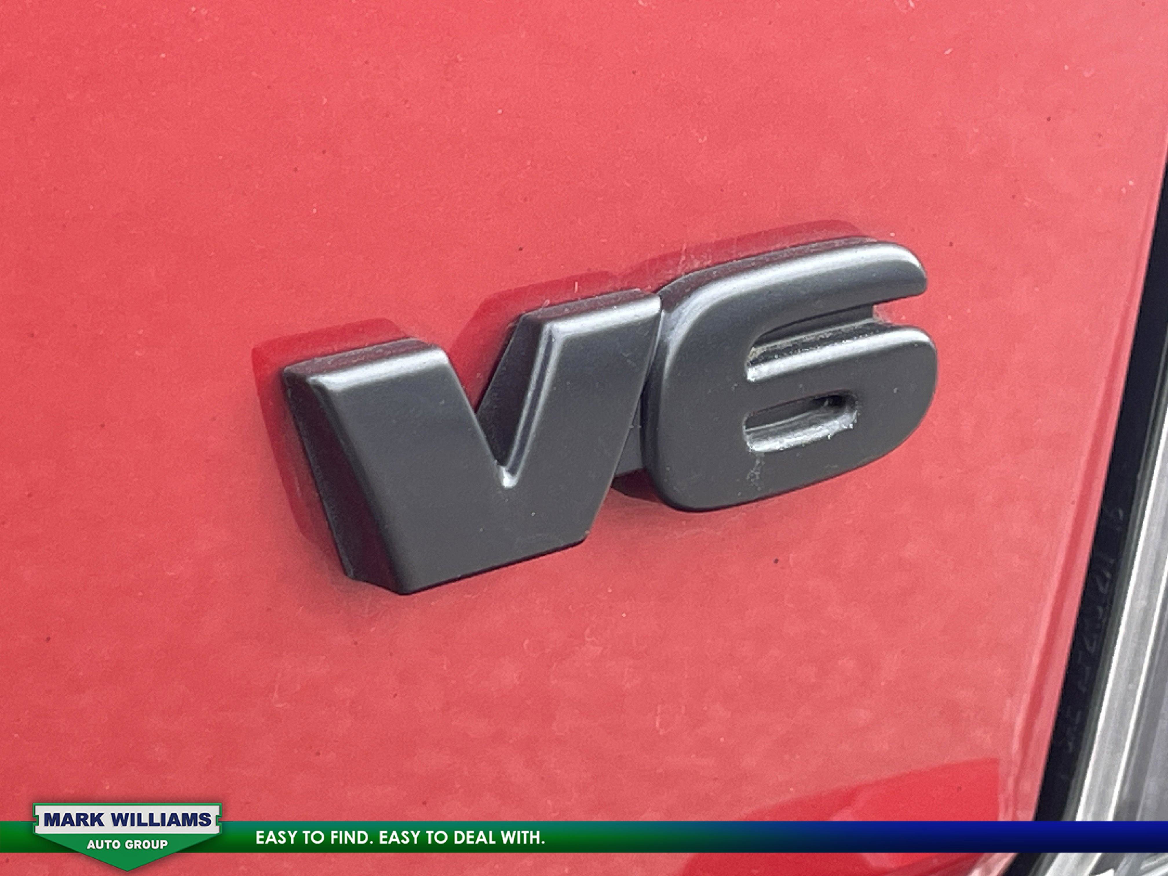 Used 2021 Toyota Tacoma TRD Off-Road image 9