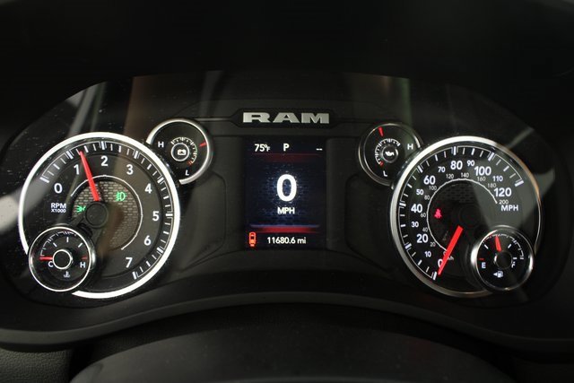 Used 2024 RAM 2500 Big Horn w/ Bed Utility Group image 11