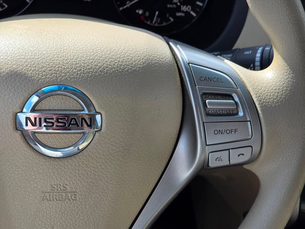 Used 2015 Nissan Altima 2.5 S w/ Sport Value Package FWD image 16