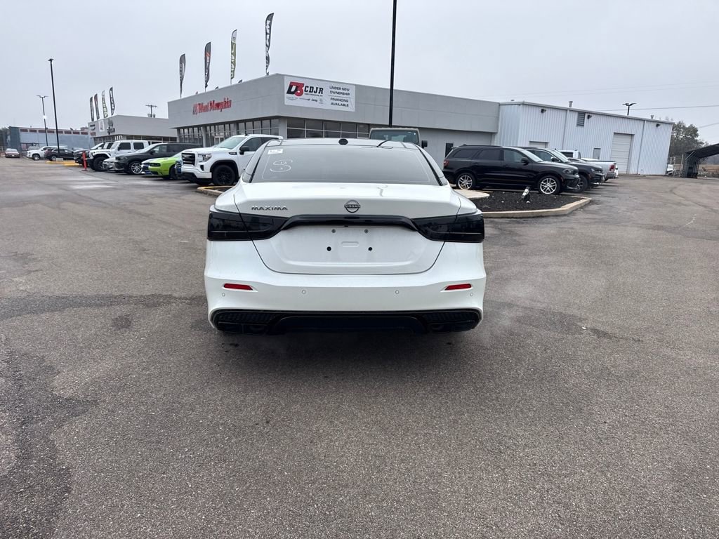 Used 2023 Nissan Maxima Platinum w/ Sport Mat Group image 5