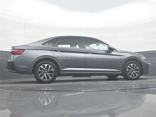 Used 2024 Volkswagen Jetta S image 33