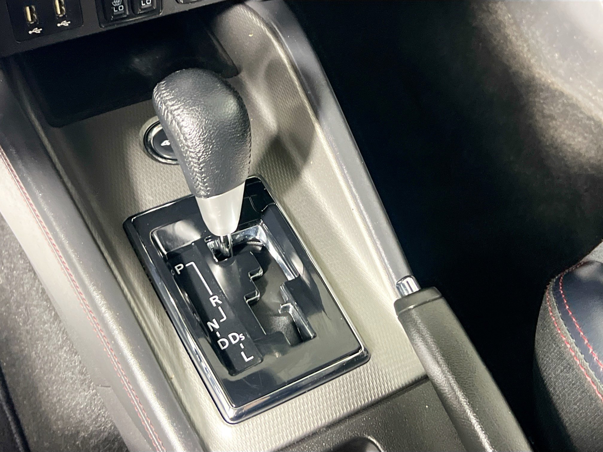 Used 2024 Mitsubishi Outlander Sport SE AWD/4WD image 25