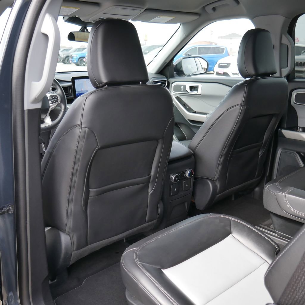 Used 2023 Ford Explorer XLT w/ Equipment Group 202A image 24