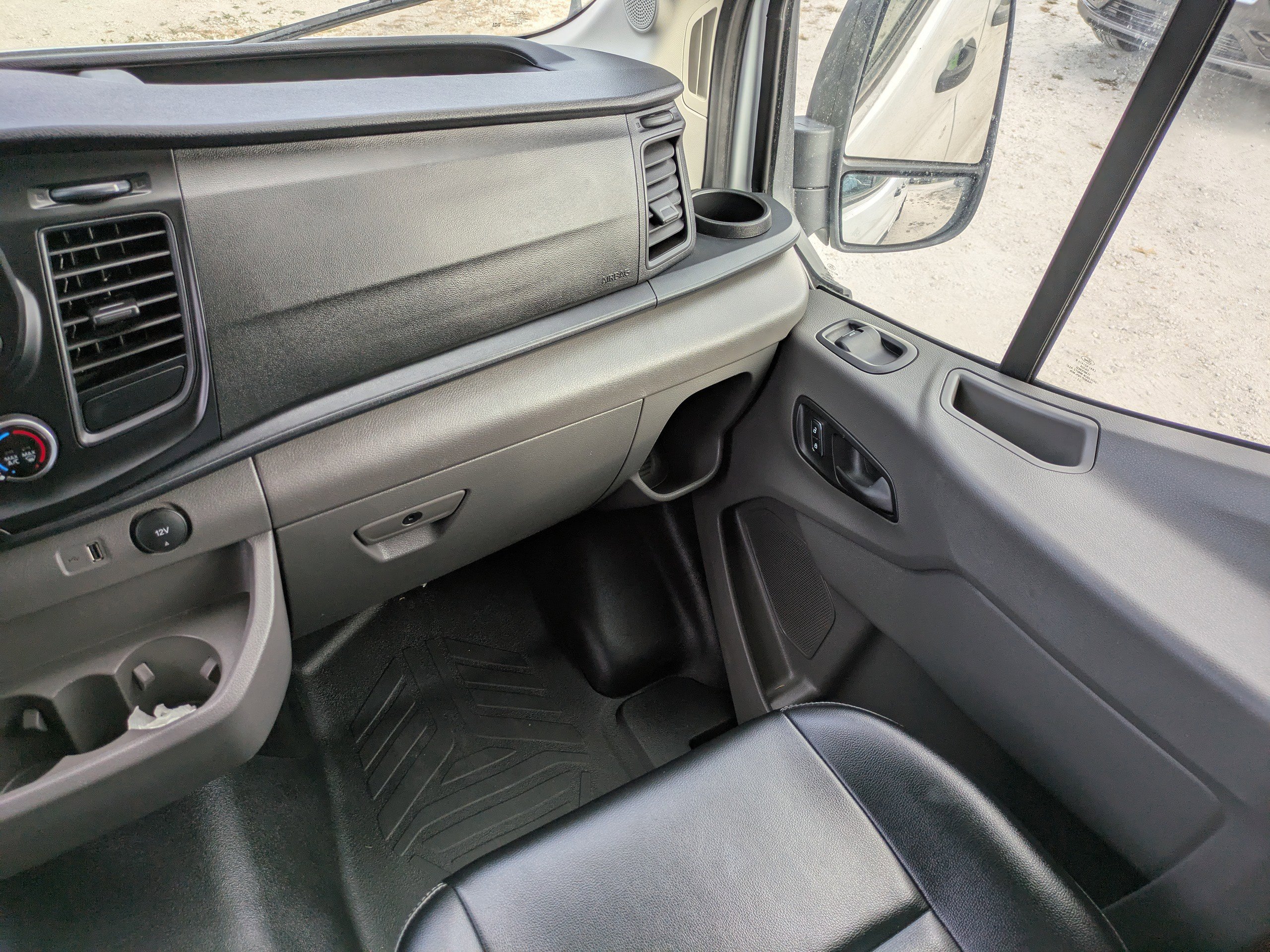 Used 2023 Ford Transit 250 Medium Roof w/ Load Area Protection Package RWD image 15