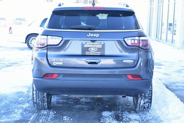 Used 2019 Jeep Compass Latitude w/ Popular Equipment Group image 5