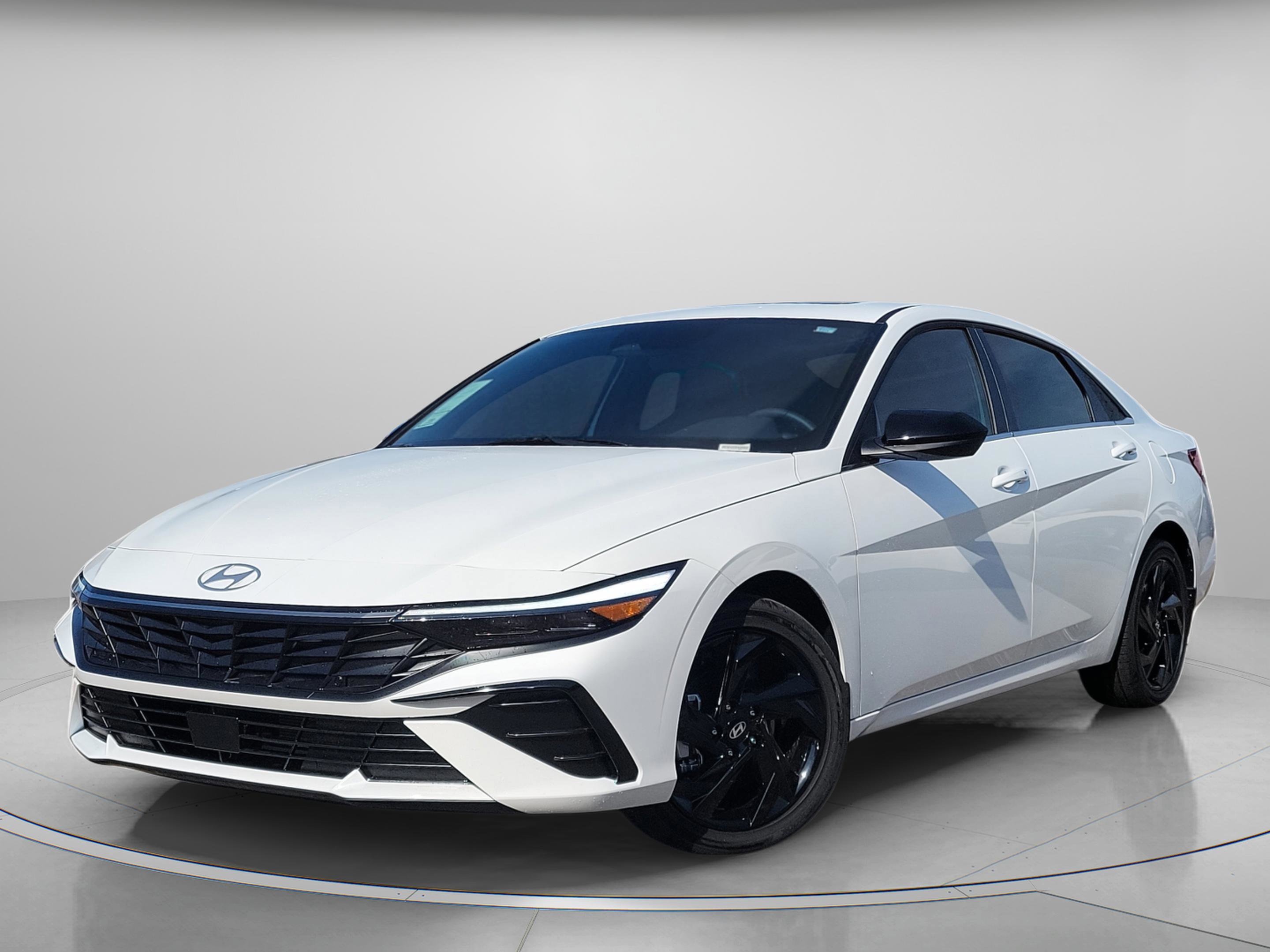New 2026 Hyundai Elantra SEL Sport image 2