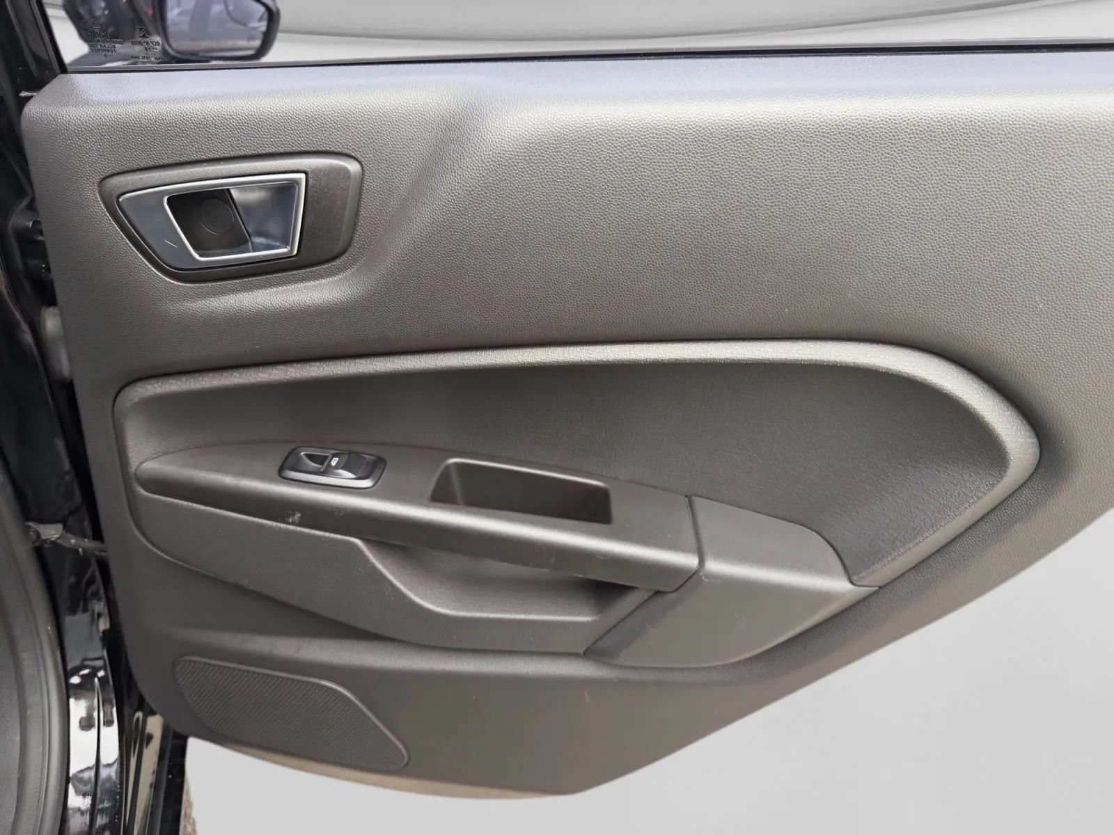 Used 2016 Ford Fiesta ST FWD image 30