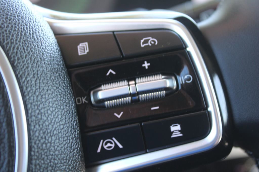 Certified 2025 Kia Sorento EX AWD/4WD image 33
