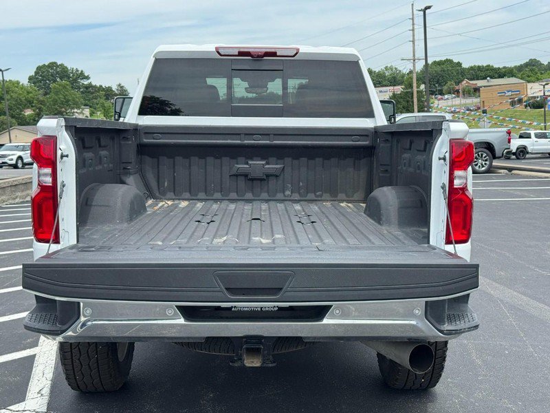 Used 2024 Chevrolet Silverado 3500 LTZ w/ LTZ Premium Package AWD/4WD image 5