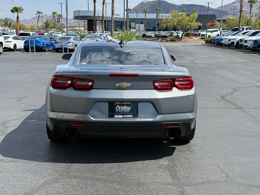 Used 2019 Chevrolet Camaro LT RWD image 4