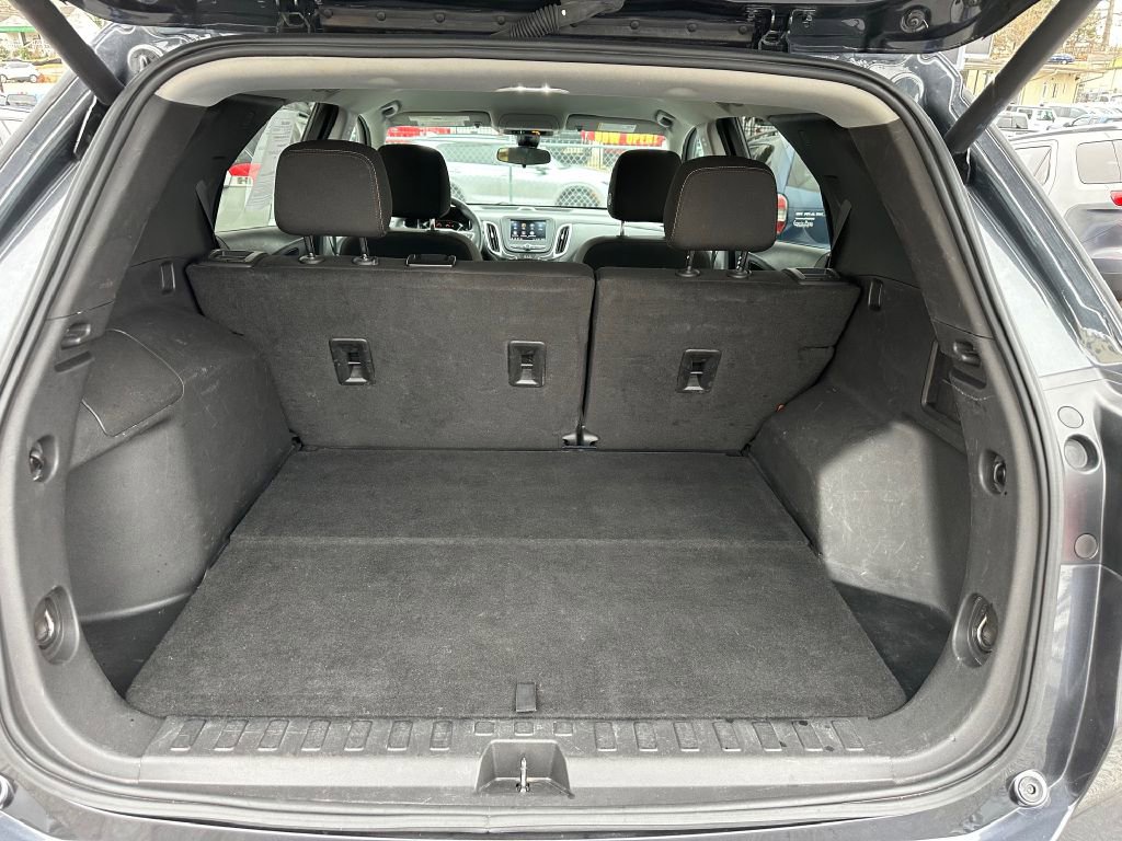 Used 2023 Chevrolet Equinox LT w/ Driver Convenience Package image 15
