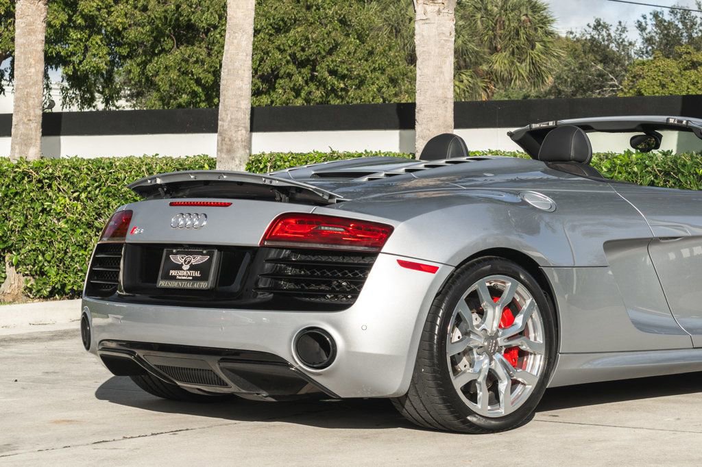 Used 2015 Audi R8 V10 image 8