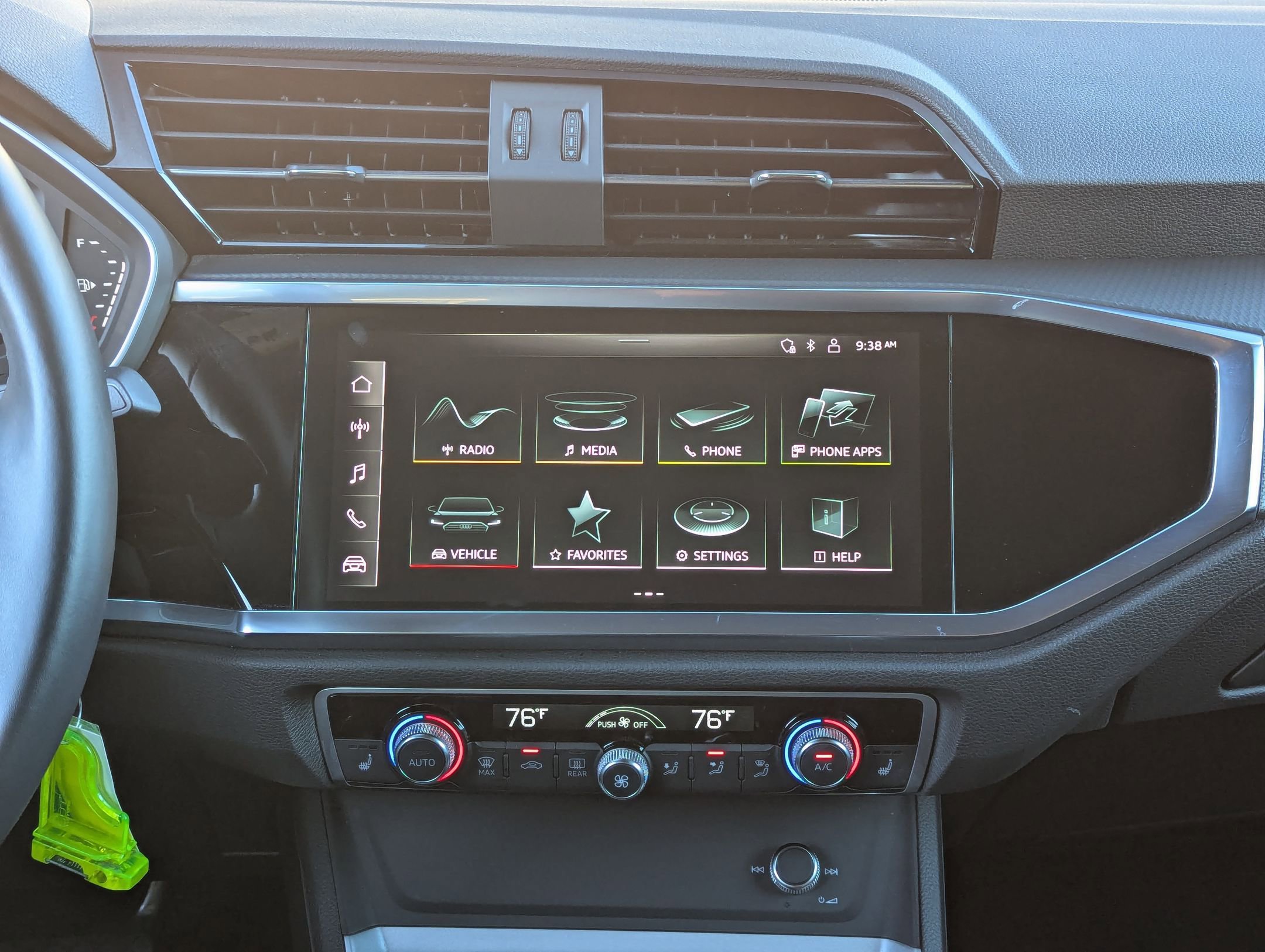 Used 2025 Audi Q3 2.0T Premium image 18