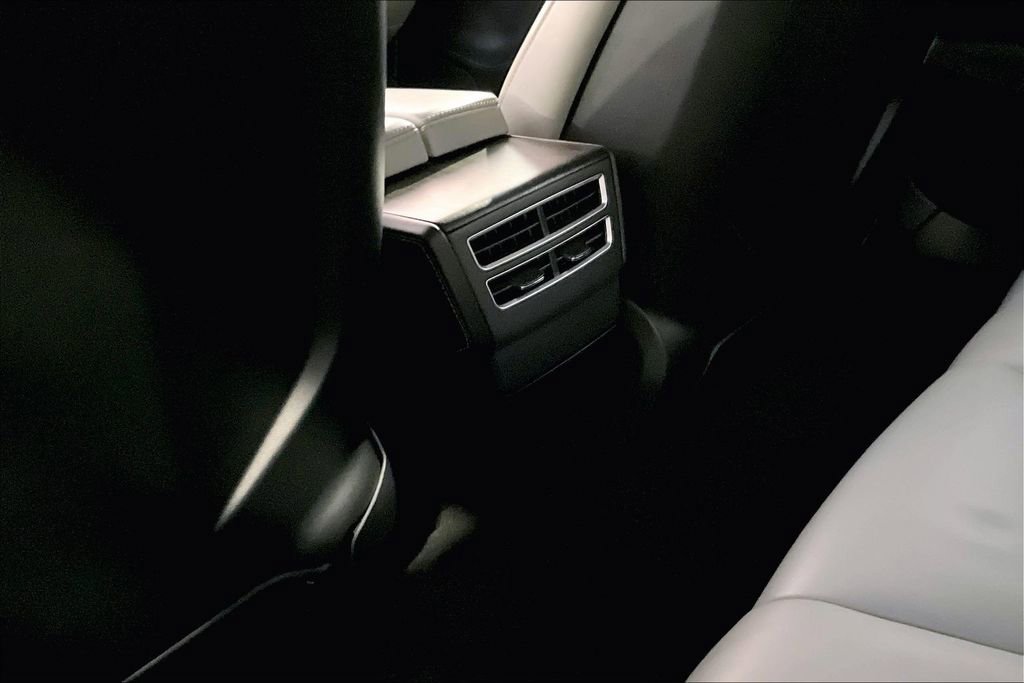 Used 2016 Tesla Model S 90D image 29