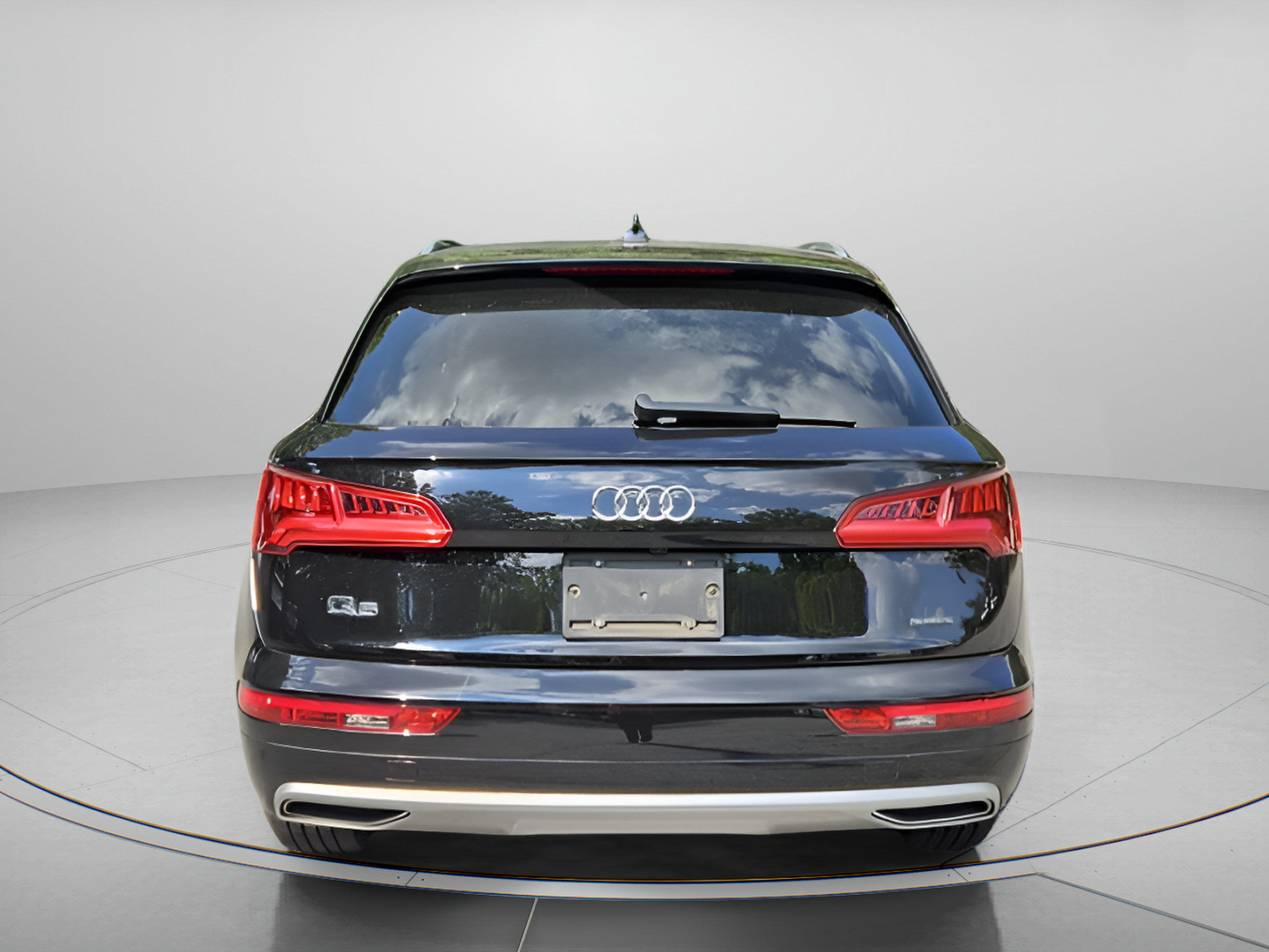 Used 2019 Audi Q5 2.0T Premium AWD/4WD image 4